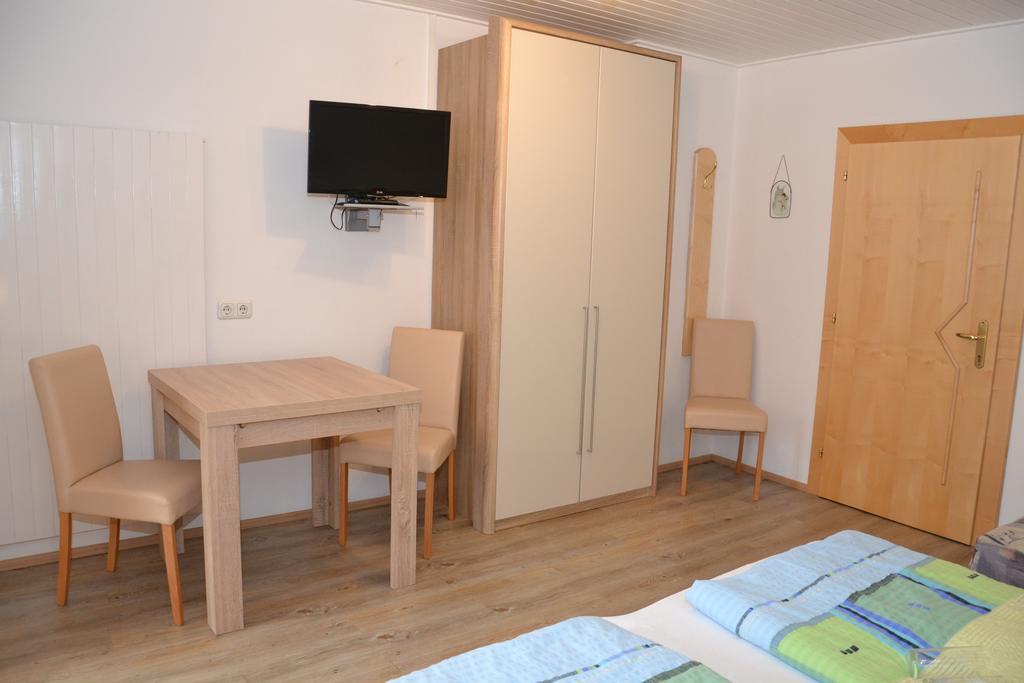 Gaestehaus Bachmann Hermagor-Pressegger See Luaran gambar